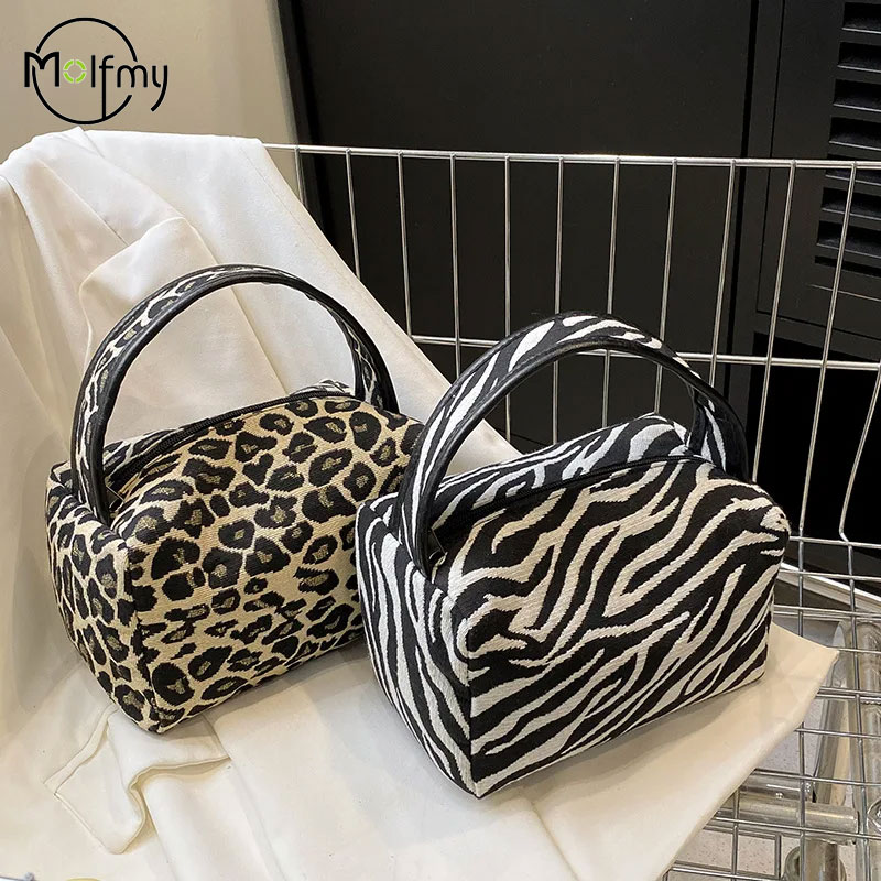 Leopard Makeup Bag Luxury  Lar - огляд і ціна Luxury Skincare & Spa Reviews
